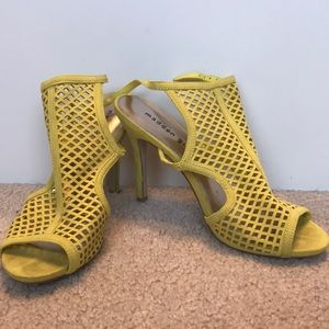 Madden girl yellow heels